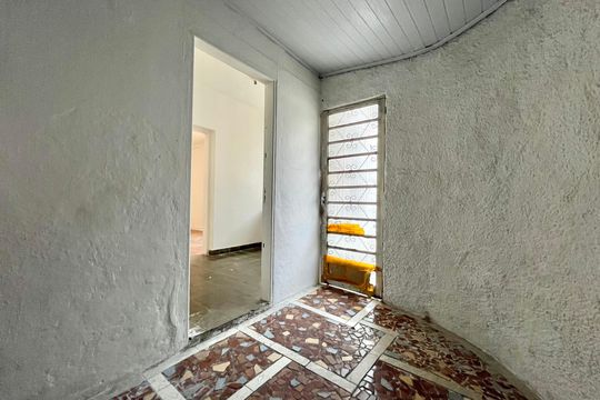 Entrada  de casa para alugar com 1 quarto, 40m² em Jardim Oriental, São Paulo