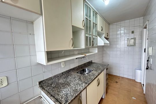 Cozinha de apartamento para alugar com 2 quartos, 59m² em Todos Os Santos, Rio de Janeiro