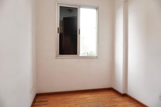 Quarto 1 de apartamento para alugar com 2 quartos, 68m² em Funcionários, Belo Horizonte
