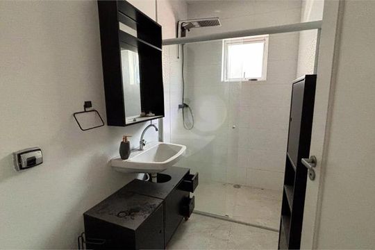 Casa à venda com 2 quartos, 123m² em Santo Amaro, São Paulo