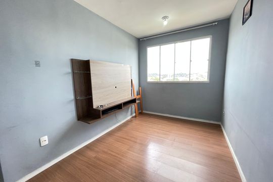 Sala de apartamento para alugar com 2 quartos, 42m² em Jardim D’abril, São Paulo