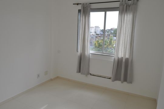Apartamento para alugar com 2 quartos, 56m² em Del Castilho, Rio de Janeiro