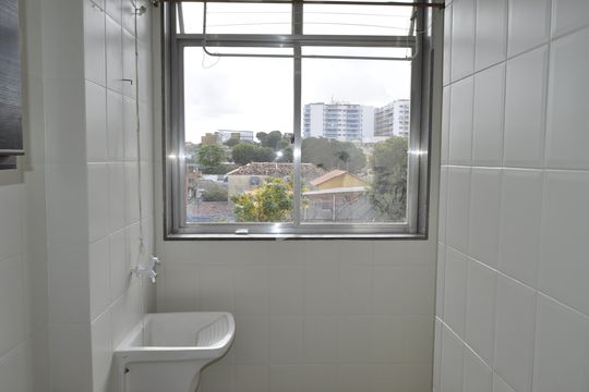 Apartamento para alugar com 2 quartos, 56m² em Del Castilho, Rio de Janeiro