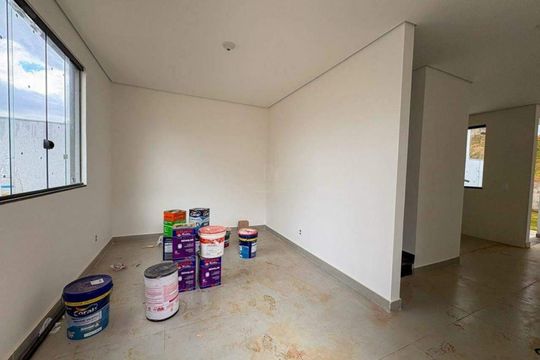 Casa à venda com 3 quartos, 106m² em Manacás, Belo Horizonte