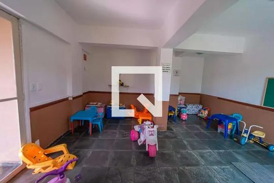 Área comum de apartamento para alugar com 2 quartos, 57m² em Jardim Danfer, São Paulo