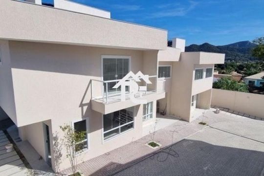 Casa à venda com 3 quartos, 111m² em Engenho do Mato, Niterói