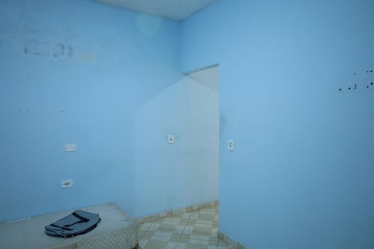 Quarto de casa para alugar com 1 quarto, 27m² em Conjunto Habitacional A. E. Carvalho, São Paulo