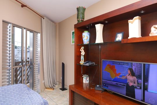 Sala de casa à venda com 3 quartos, 203m² em Jardim Norma, São Paulo