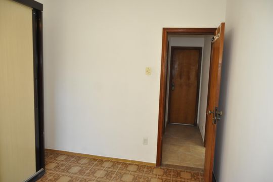 Apartamento para alugar com 2 quartos, 90m² em L Vasconcelos, Rio de Janeiro