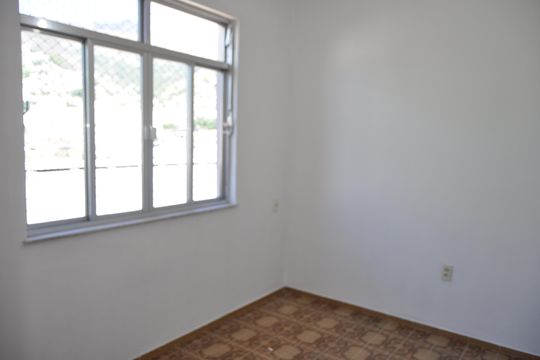 Apartamento para alugar com 2 quartos, 90m² em L Vasconcelos, Rio de Janeiro