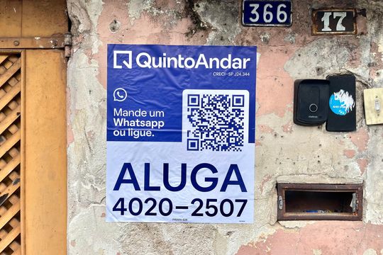Plaquinha instalada de casa para alugar com 3 quartos, 80m² em Jardim Jabaquara, São Paulo