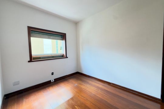 Quarto 3 de apartamento à venda com 4 quartos, 140m² em Funcionários, Belo Horizonte