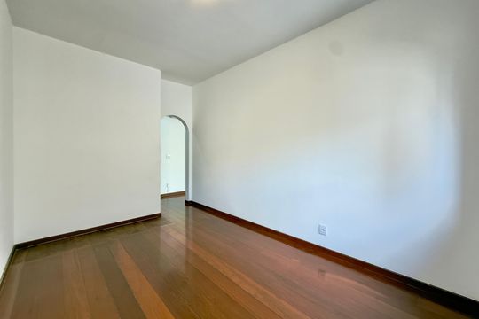Quarto 1 de apartamento à venda com 4 quartos, 140m² em Funcionários, Belo Horizonte
