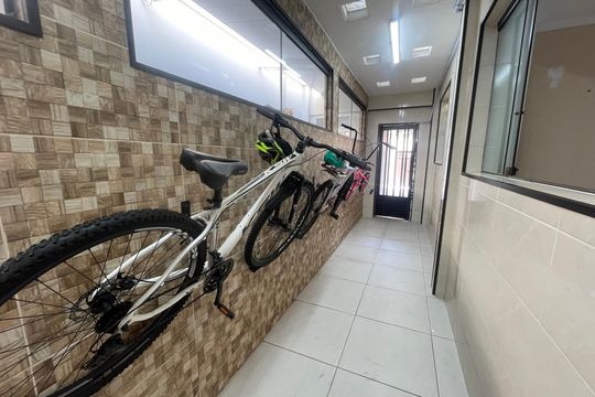 Área de Serviço de casa para alugar com 3 quartos, 160m² em Vila Valenca, São Vicente