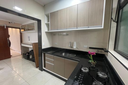 Cozinha de casa para alugar com 3 quartos, 160m² em Vila Valenca, São Vicente