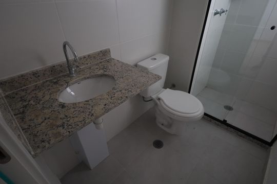 Banheiro da Suíte 1 de apartamento para alugar com 2 quartos, 49m² em Jaguaribe, Osasco