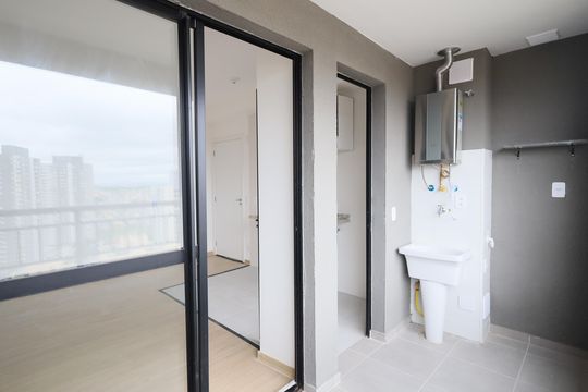 Área de Serviço de apartamento para alugar com 2 quartos, 49m² em Jaguaribe, Osasco