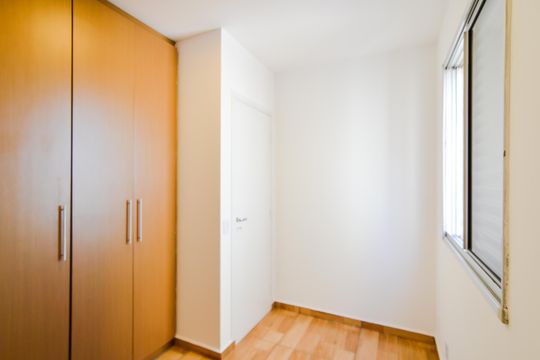 Quarto 3  de apartamento para alugar com 3 quartos, 64m² em Vila das Bandeiras, Guarulhos