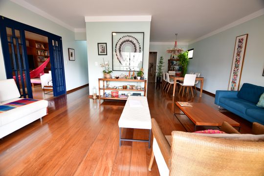 Apartamento à venda com 3 quartos, 236m² em Cambuí, Campinas