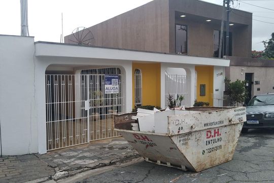 Fachada de casa para alugar com 3 quartos, 165m² em Jardim Franca, São Paulo