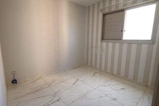 Apartamento à venda com 3 quartos, 83m² em Residencial Eldorado, Goiânia