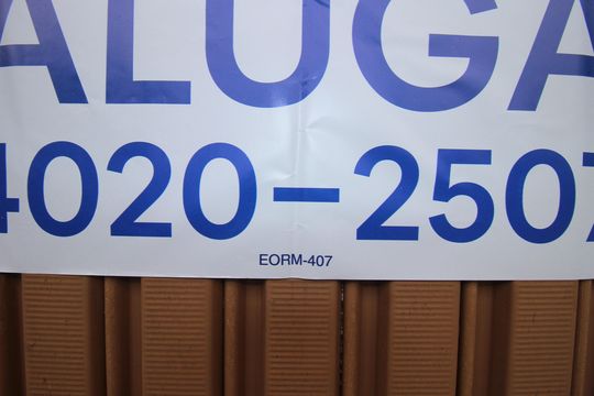 Placa de casa para alugar com 4 quartos, 245m² em Jardim Santa Rosália, Sorocaba