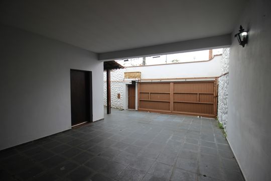Casa para alugar com 4 quartos, 245m² em Jardim Santa Rosália, Sorocaba