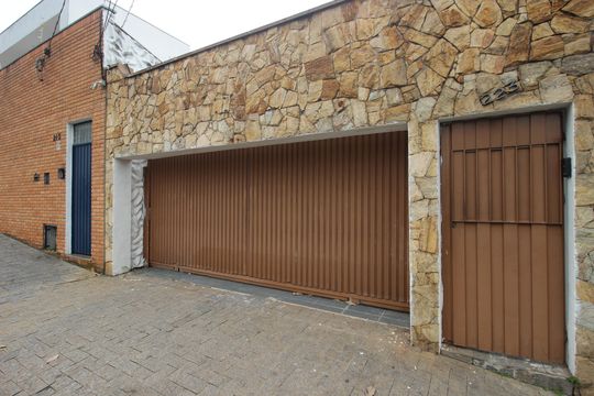 Fachada de casa para alugar com 4 quartos, 245m² em Jardim Santa Rosália, Sorocaba