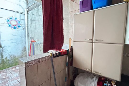Área de Serviço e Quintal  de casa à venda com 3 quartos, 212m² em Jardim Sao Manoel, Guarulhos
