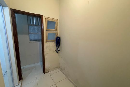 Quarto de Serviço de apartamento para alugar com 2 quartos, 100m² em Itararé, São Vicente