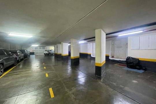 Garagem de apartamento para alugar com 2 quartos, 100m² em Itararé, São Vicente