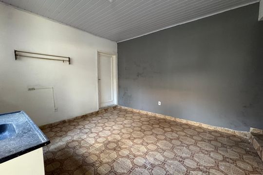 Cozinha de casa para alugar com 1 quarto, 80m² em Vila Osasco, Osasco