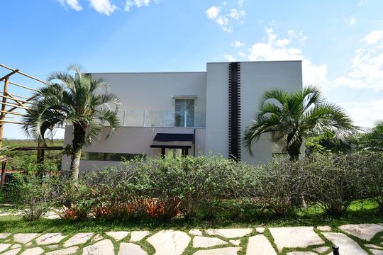 Fachada de casa de condomínio para alugar com 3 quartos, 300m² em Chácara Bela Vista, Campinas