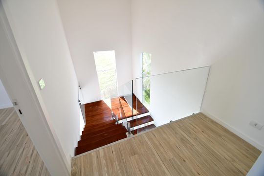 Escada de casa de condomínio para alugar com 3 quartos, 300m² em Chácara Bela Vista, Campinas