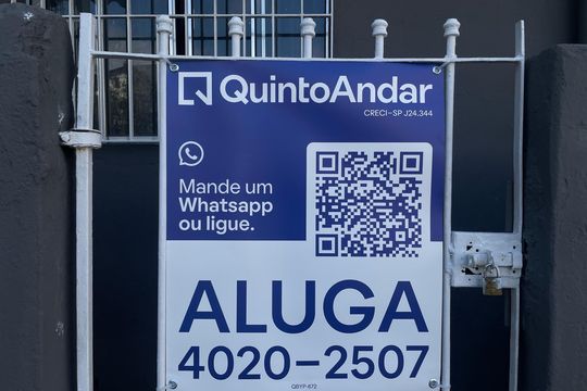Placa de casa para alugar com 2 quartos, 56m² em Jardim Arizona, São Paulo