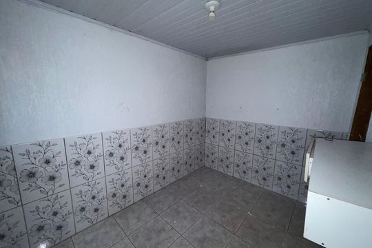 Casa 2 - Quarto de casa para alugar com 3 quartos, 60m² em Conjunto 9, Brasília