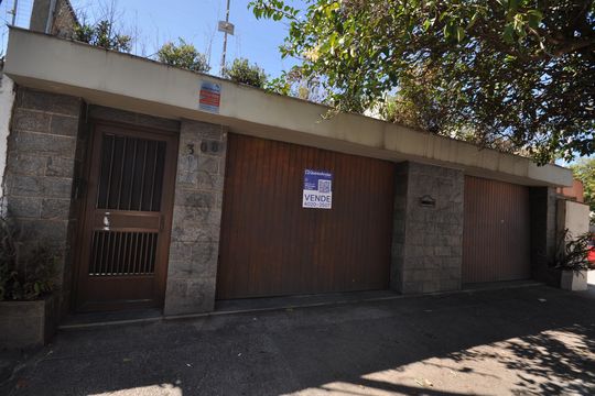 Fachada de casa à venda com 4 quartos, 500m² em Tremembé, São Paulo