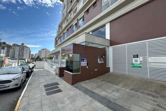Fachada de apartamento para alugar com 2 quartos, 112m² em Centro, Florianópolis