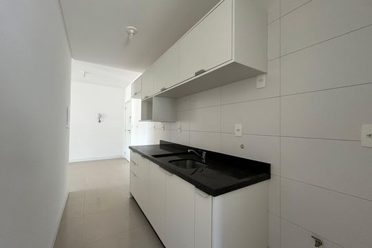 Cozinha  de apartamento para alugar com 2 quartos, 112m² em Centro, Florianópolis