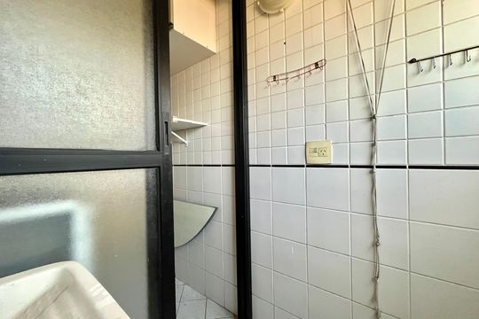Área de Serviço de apartamento para alugar com 2 quartos, 60m² em Chácara Inglesa, São Paulo