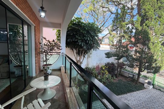 Varanda de casa para alugar com 5 quartos, 777m² em City América, São Paulo