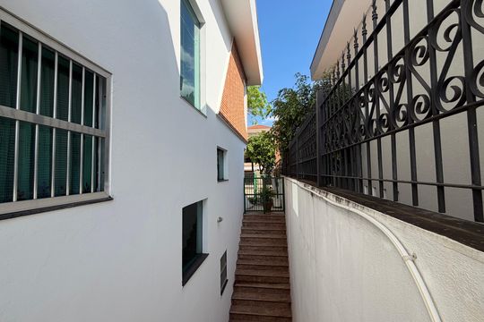 Área externa de casa para alugar com 5 quartos, 777m² em City América, São Paulo