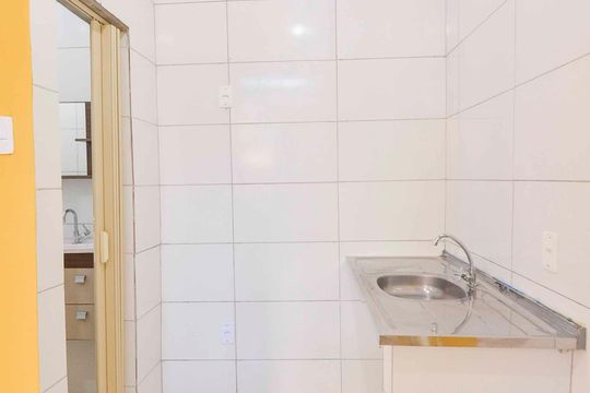 Cozinha de casa para alugar com 1 quarto, 30m² em Praça da Bandeira, Rio de Janeiro