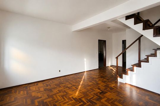 Casa para alugar com 4 quartos, 200m² em Lomba do Pinheiro, Porto Alegre