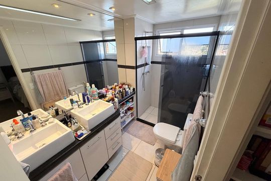 Banheiro de apartamento à venda com 3 quartos, 107m² em Cidade São Francisco, São Paulo