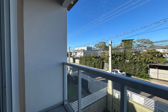Varanda suíte de casa para alugar com 3 quartos, 125m² em Campeche Central, Florianópolis