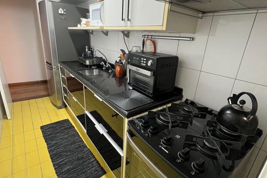 Cozinha de apartamento à venda com 2 quartos, 74m² em Vila Madalena, São Paulo
