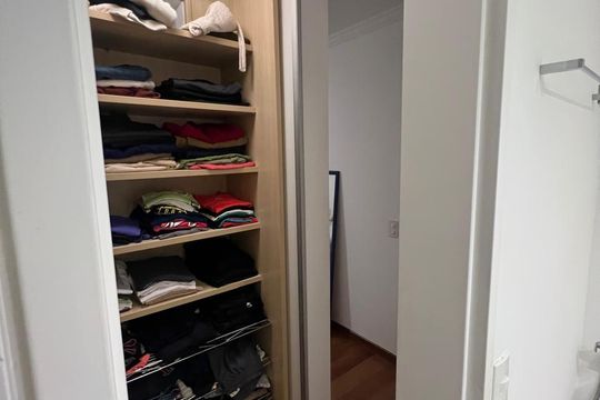 Corredor de apartamento à venda com 2 quartos, 74m² em Vila Madalena, São Paulo