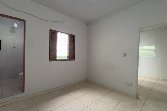 Kitnet de casa para alugar com 1 quarto, 40m² em Jardim Rosana, Guarulhos