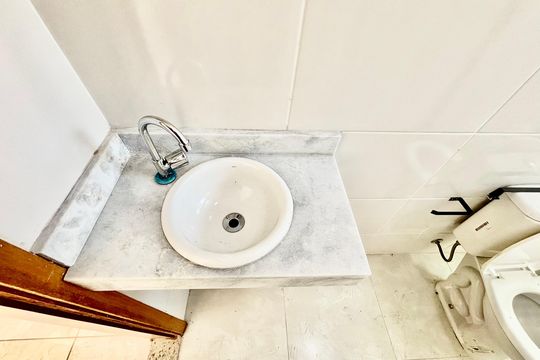 Banheiro de apartamento para alugar com 2 quartos, 37m² em Cidade Antônio Estêvão de Carvalho, São Paulo